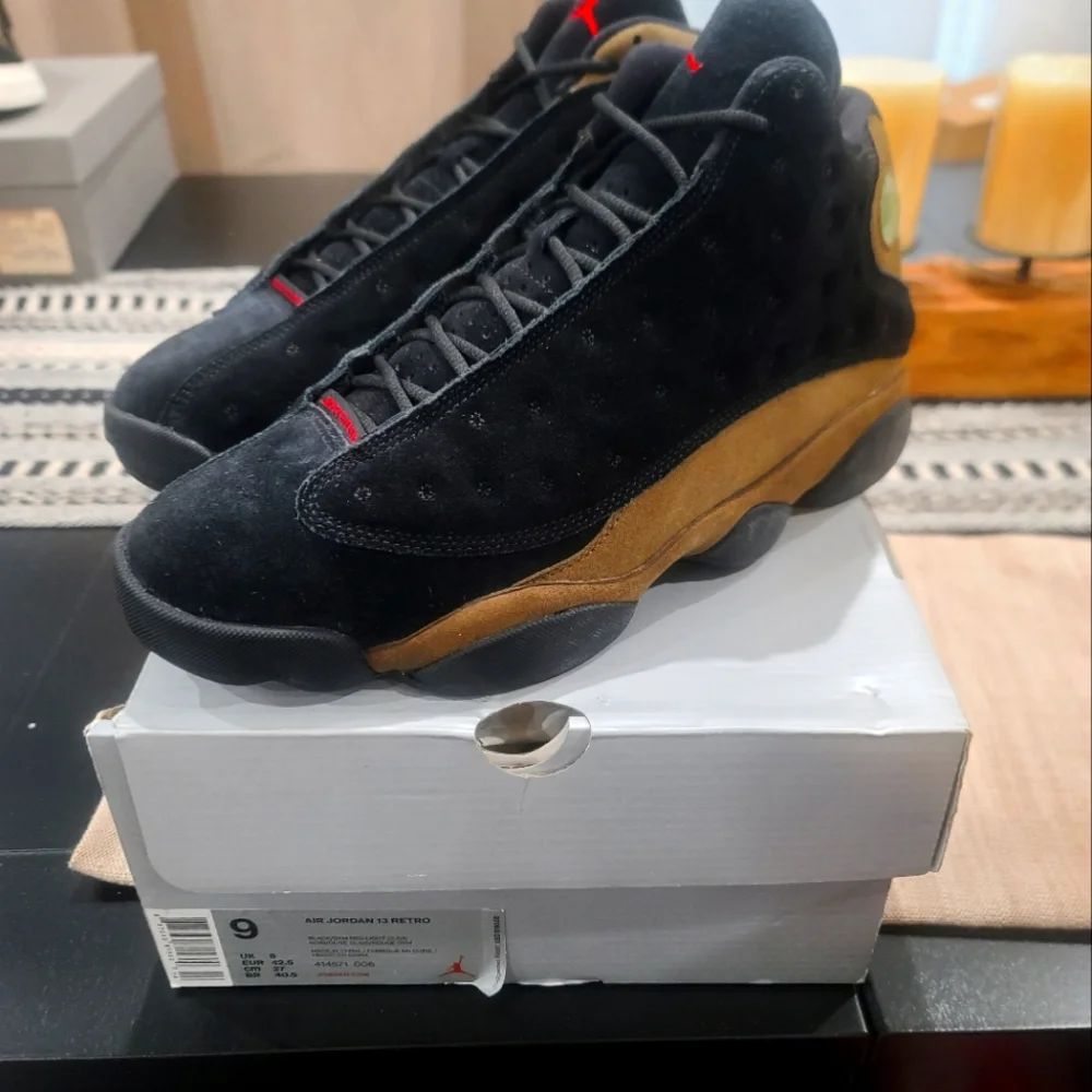 Jordan 13 - Picture 1 of 6